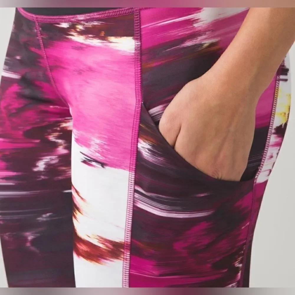 EUC Lululemon Women’s Speed Tight IV Full On Luxtreme Wind Berry Leggings - 2